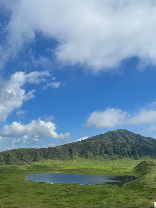 阿蘇 火山と人々の営みを訪ねて